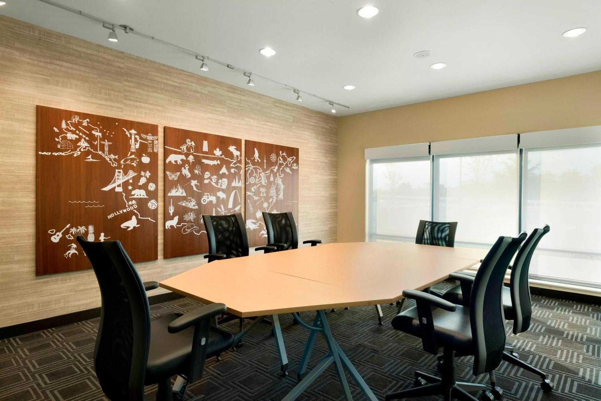 Towneplace Suites By Marriott Pittsburgh Airport/Robinson Township Εξωτερικό φωτογραφία