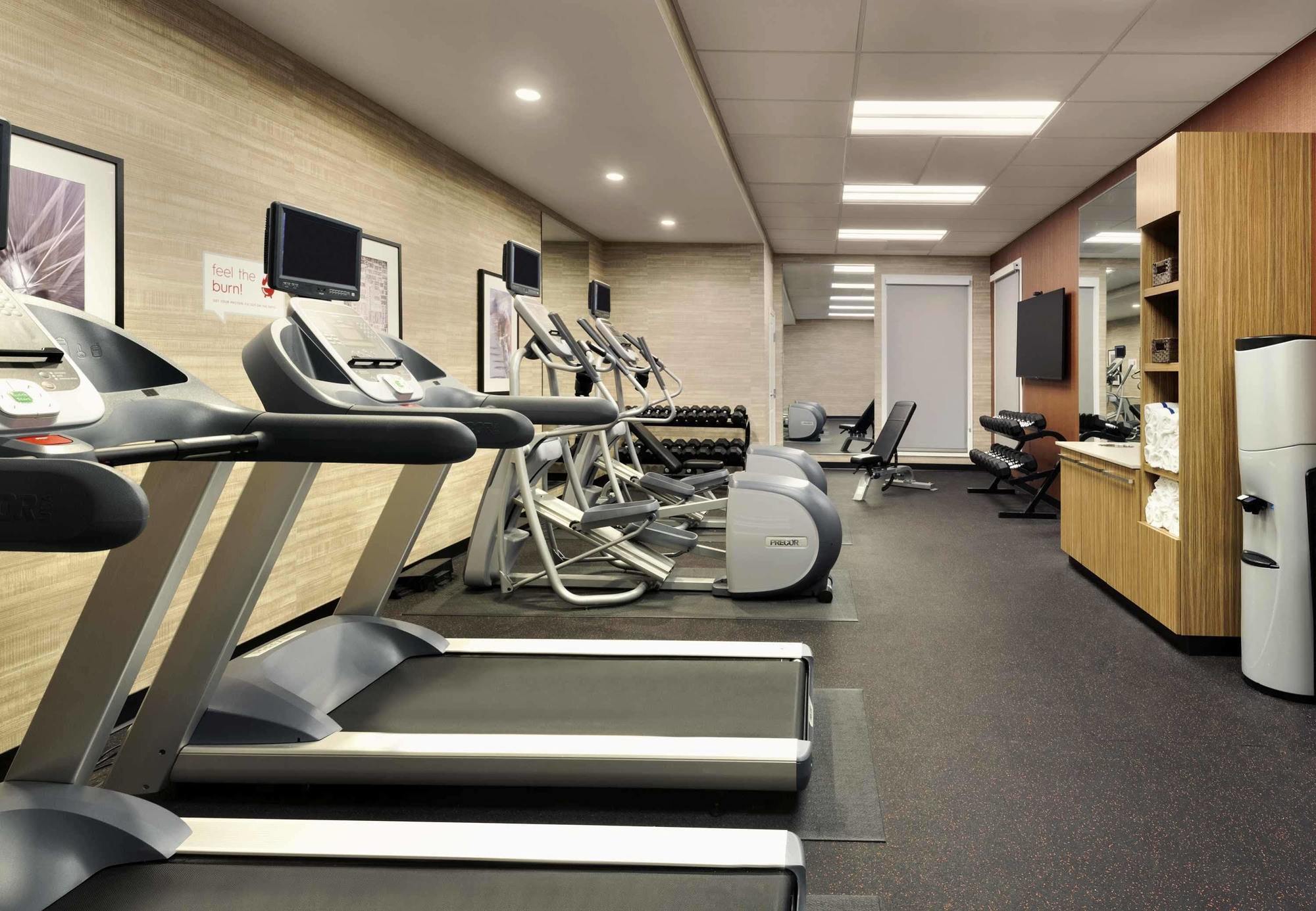 Towneplace Suites By Marriott Pittsburgh Airport/Robinson Township Εξωτερικό φωτογραφία