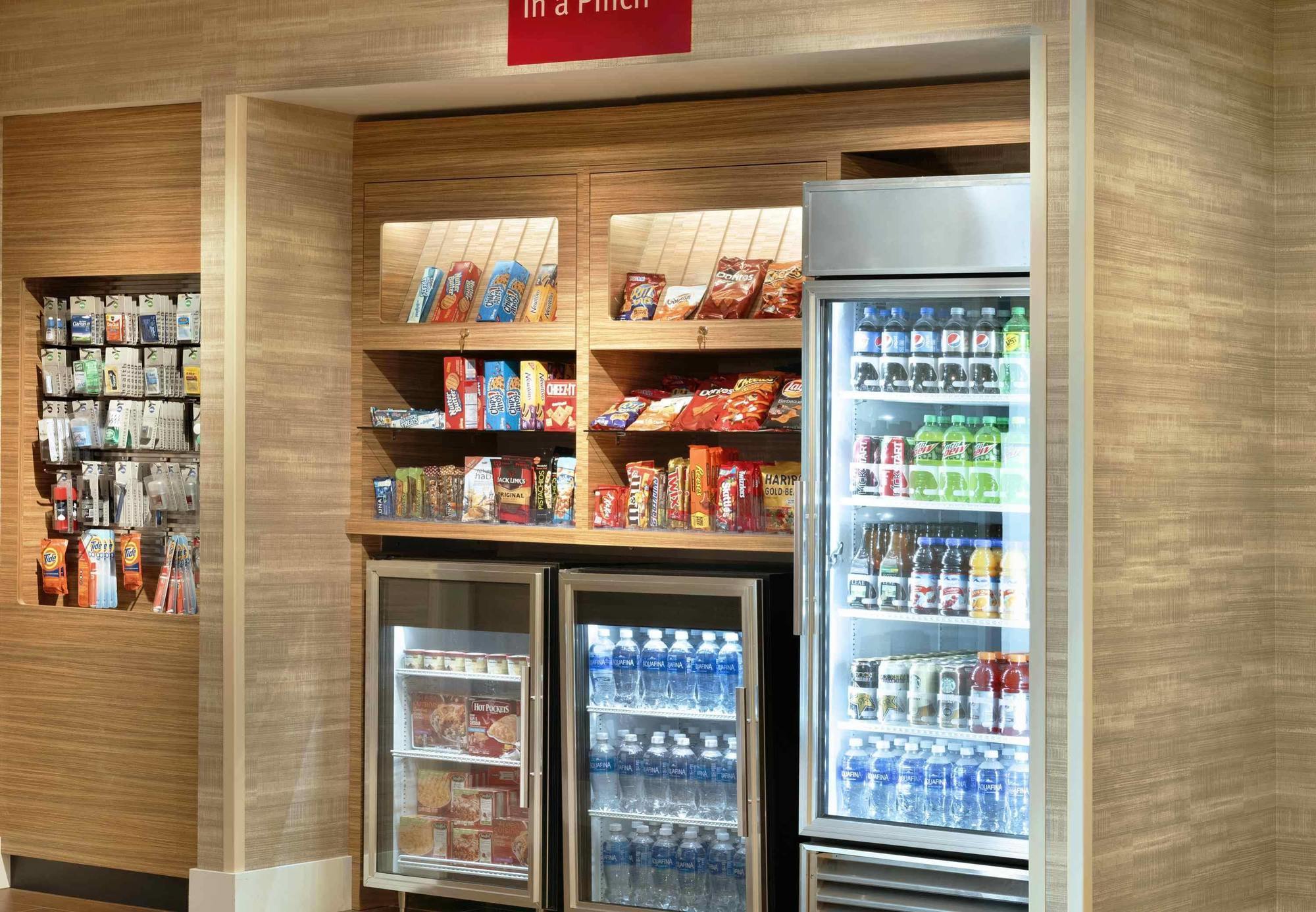Towneplace Suites By Marriott Pittsburgh Airport/Robinson Township Εξωτερικό φωτογραφία